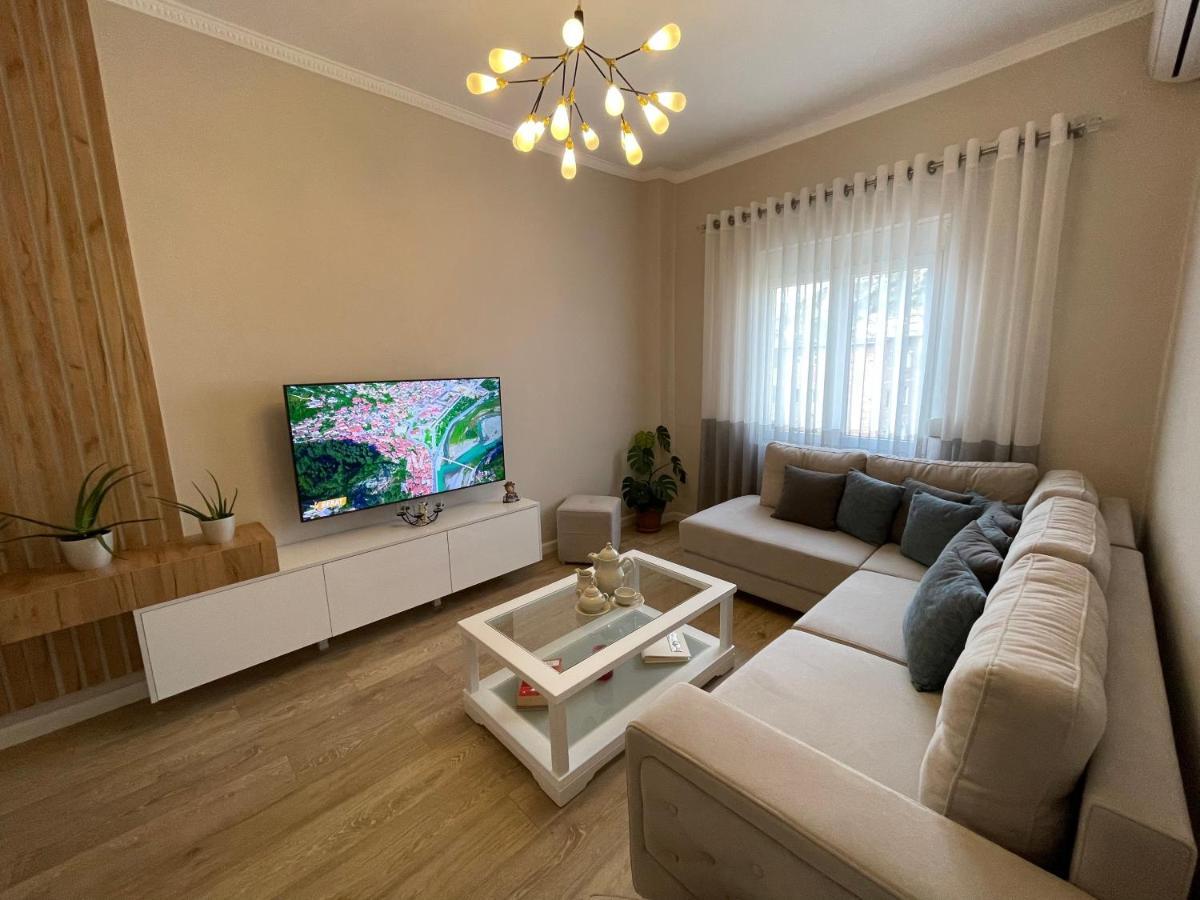Joni & Joy Center Apartment Берат Экстерьер фото