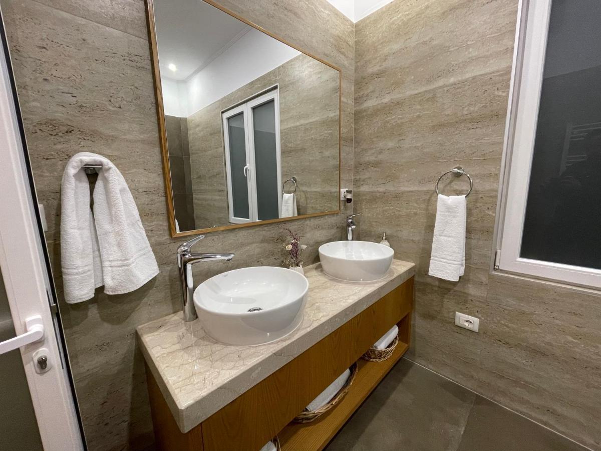 Joni & Joy Center Apartment Берат Экстерьер фото