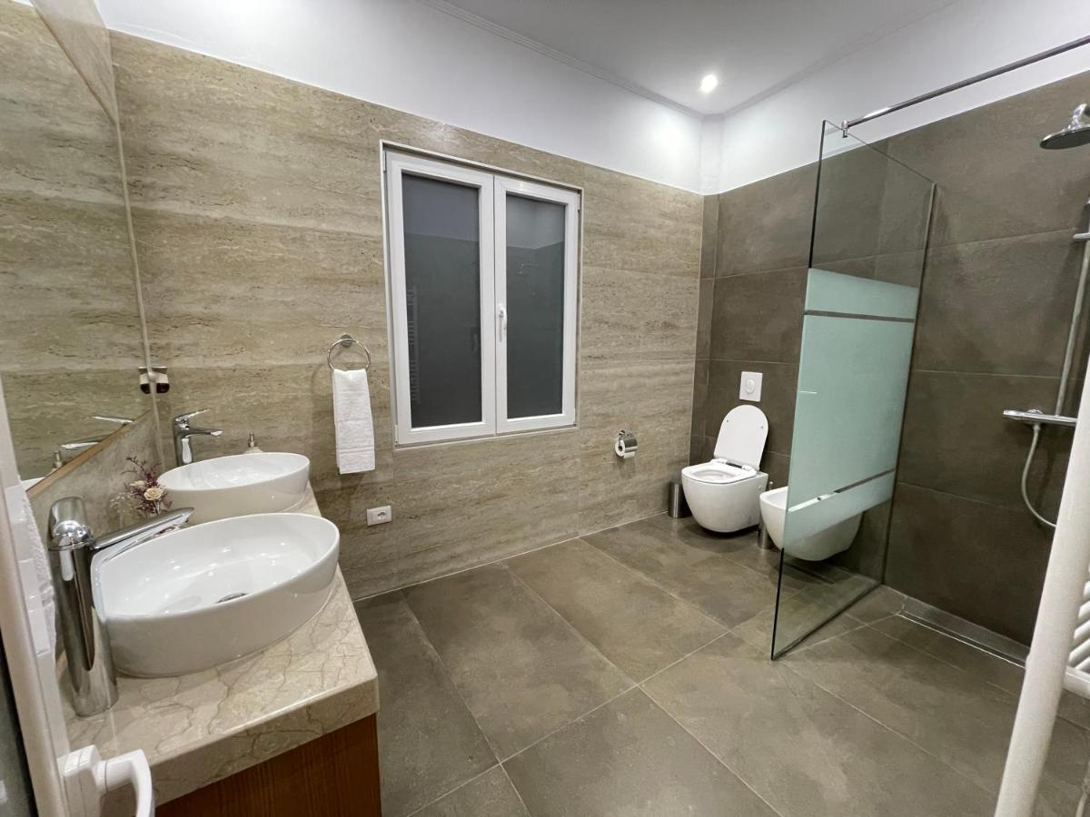 Joni & Joy Center Apartment Берат Экстерьер фото
