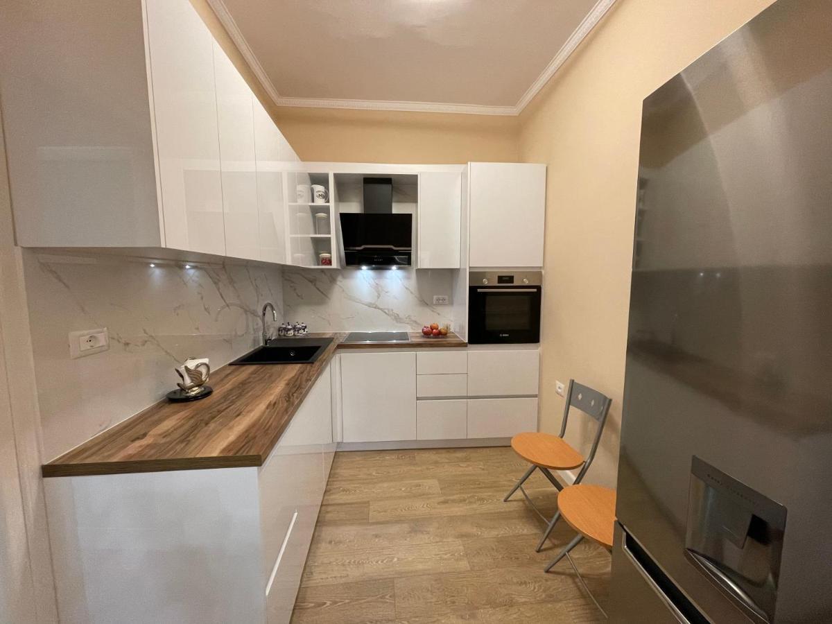 Joni & Joy Center Apartment Берат Экстерьер фото