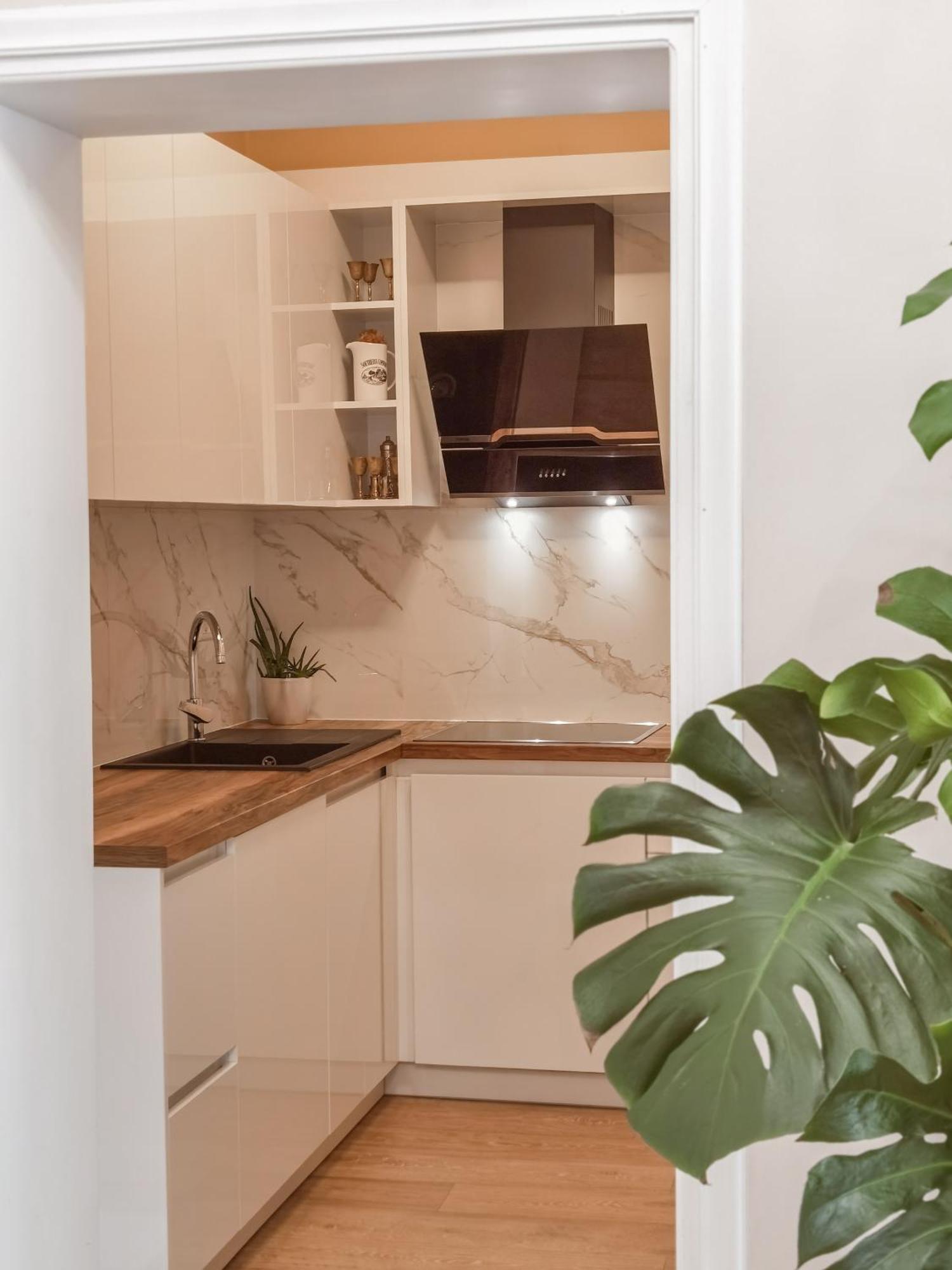 Joni & Joy Center Apartment Берат Экстерьер фото